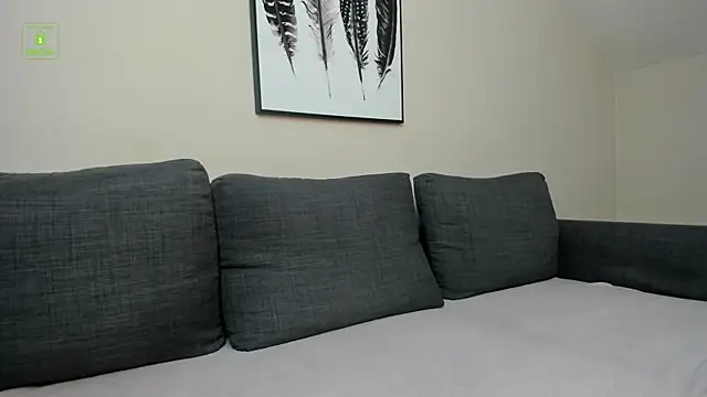 Stephany Richardz online show from 9, 9, 2025