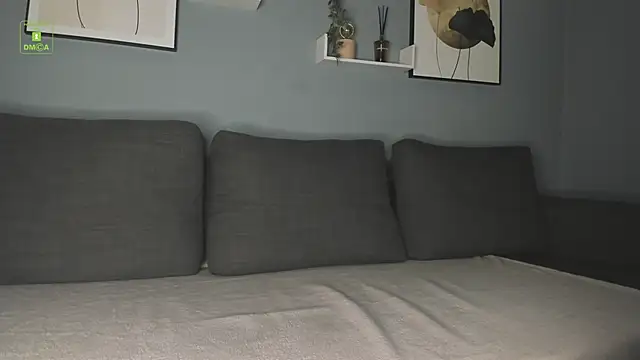 Stephany Richardz online show from 18, 10, 2025