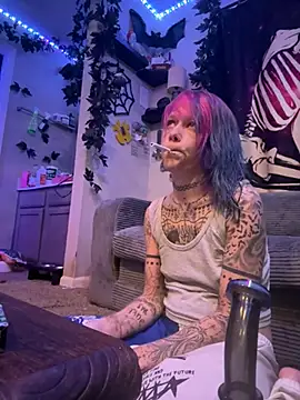 Snapshot of trashbrat chatting on 13, 7, 2026 trashbrat online show from 13, 7, 2026