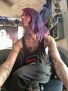 Snapshot of trashbrat chatting on 16, 7, 2026 trashbrat online show from 16, 7, 2026