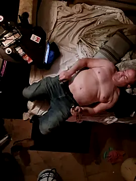 Snapshot of hesjustafriend chatting on 5, 2, 2026 hesjustafriend online show from 5, 2, 2026