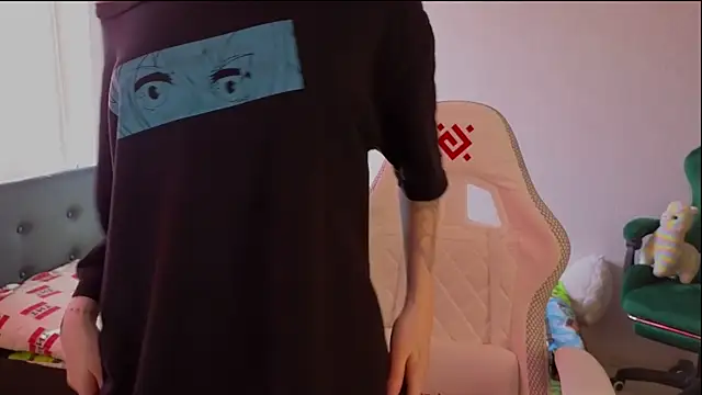 mon lola online show from 17, 3, 2025