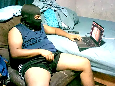 Snapshot of SergCarMX1 chatting on 18, 6, 2026 SergCarMX1 online show from 18, 6, 2026