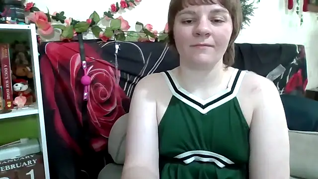 Snapshot of AverageRose chatting on 21, 2, 2026 AverageRose online show from 21, 2, 2026