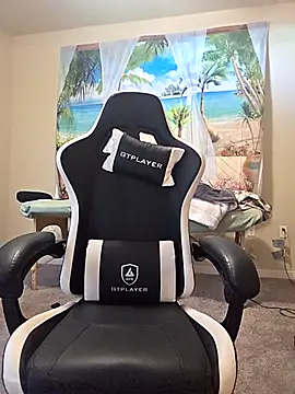 Snapshot of Naughtyhands242 chatting on 30, 11, 2025 Naughtyhands242 online show from 30, 11, 2025