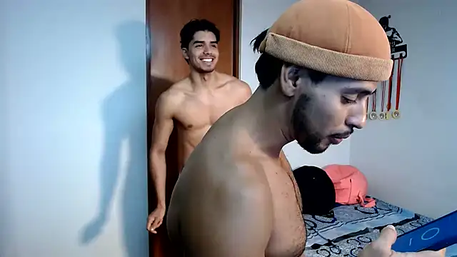 Snapshot of HOTLATINO2025 chatting on 24, 6, 2026 HOTLATINO2025 online show from 24, 6, 2026