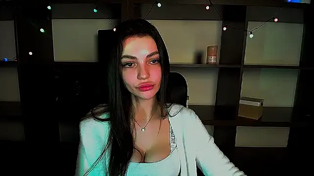 Lexi Jous online show from 11, 2, 2025