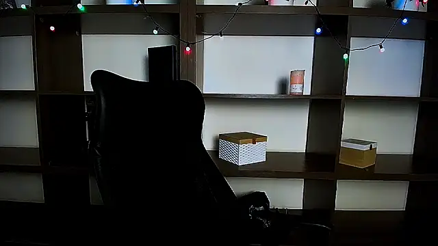 Lexi Jous online show from 18, 2, 2025