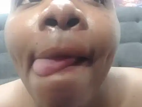 Devinexboobs2 online show from 23, 2, 2025