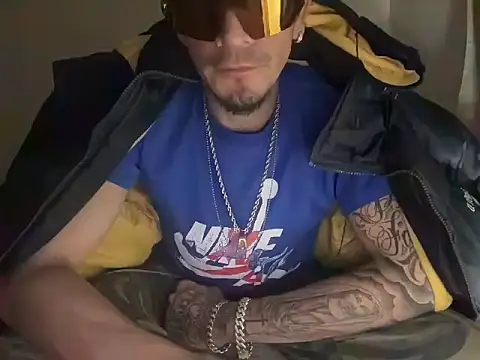 Snapshot of badboy366 chatting on 6, 6, 2026 badboy366 online show from 6, 6, 2026