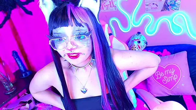 LaytonBox online show from 14, 3, 2025