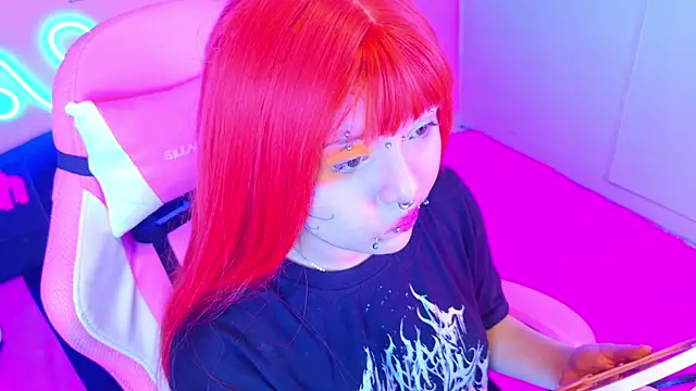 LaytonBox online show from 15, 3, 2025