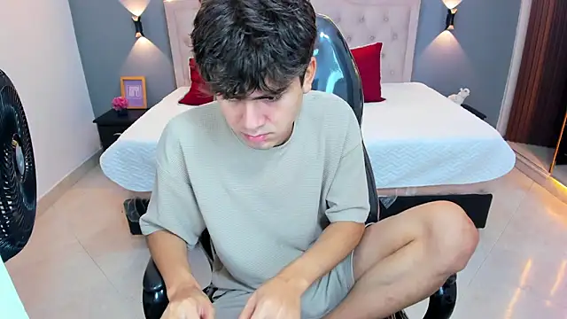 Tommy18   online show from 26, 3, 2026