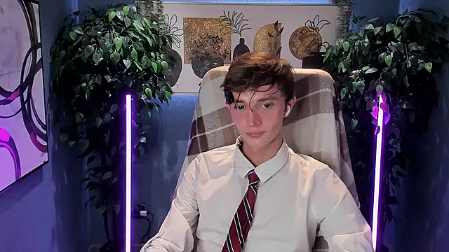 Snapshot of John_Weasley chatting on 14, 9, 2025 John Weasley online show from 14, 9, 2025