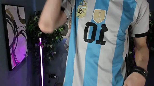 Snapshot of John_Weasley chatting on 23, 9, 2025 John Weasley online show from 23, 9, 2025