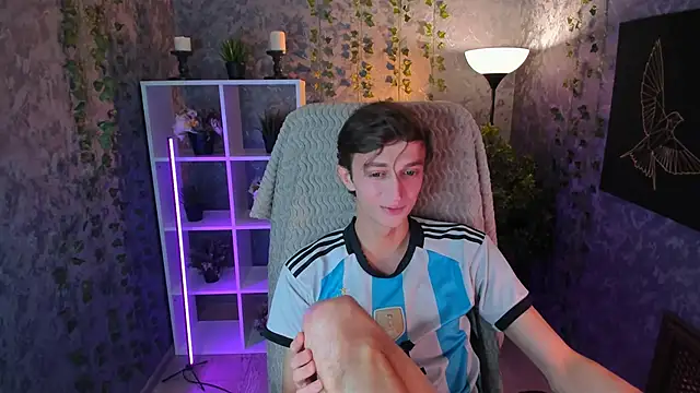 John Weasley online show from 19, 11, 2025