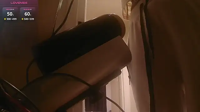 MrDaddyBbSnake online show from 17, 4, 2026