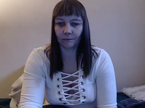 YviEngel87 online show from 23, 1, 2025