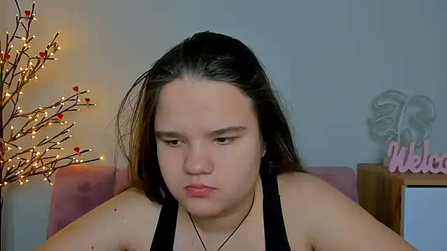 AdeleCruz online show from 17, 2, 2025