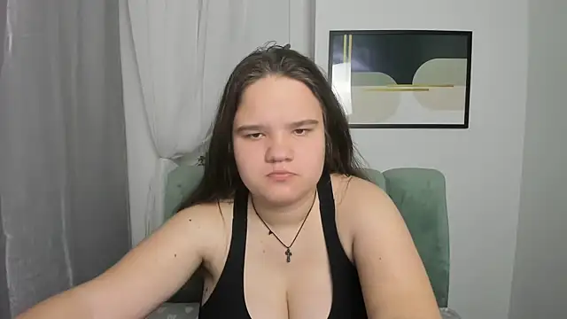 AdeleCruz online show from 6, 3, 2025