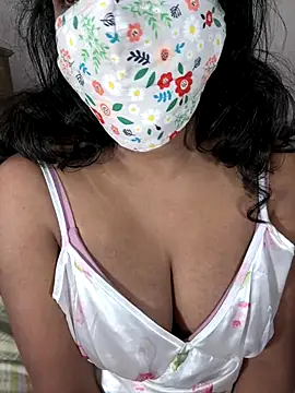 ArathyNambyarMallu online show from 12, 10, 2025