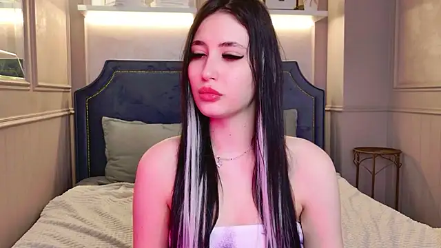 Snapshot of EmmaLawrens chatting on 25, 3, 2026 EmmaLawrens online show from 25, 3, 2026