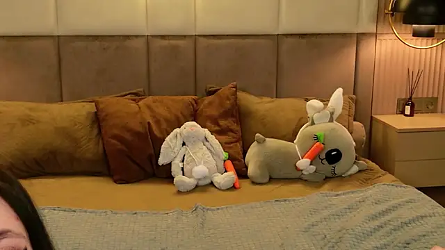 Snapshot of EmmaLawrens chatting on 10, 4, 2026 EmmaLawrens online show from 10, 4, 2026