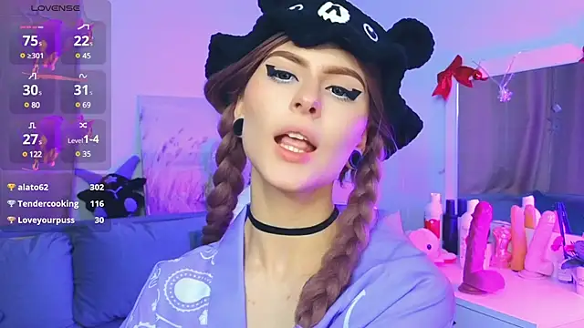 Emily  Mooree online show from 25, 1, 2025