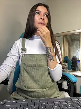 Aleska Miami online show from 2, 3, 2026