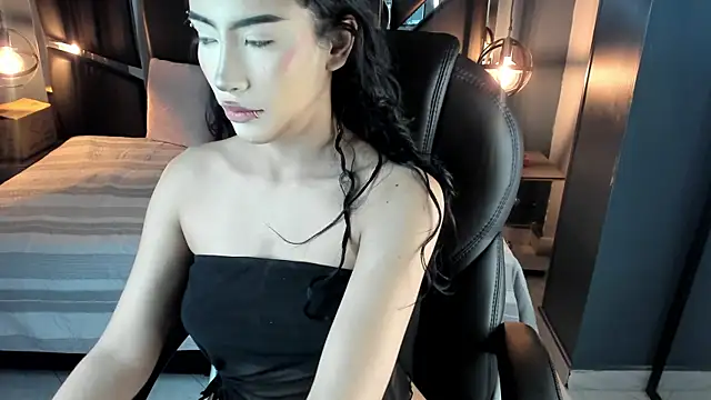 vaiolethsan   online show from 14, 1, 2026