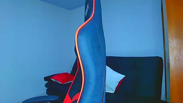 Rousse violett online show from 16, 12, 2025