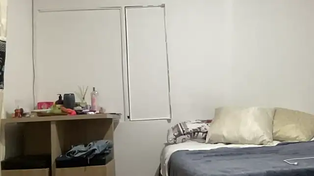 LunaBeya online show from 21, 10, 2025