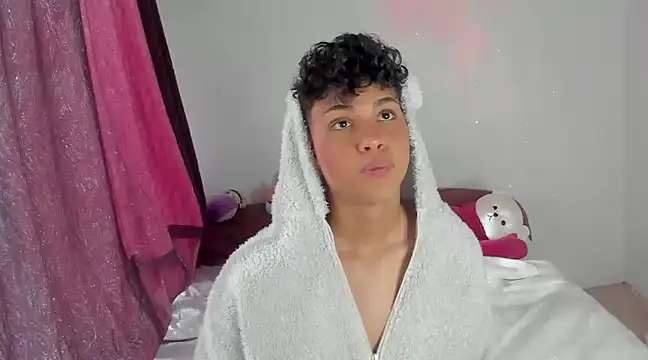 Snapshot of dani_angels__ chatting on 12, 1, 2025 dani angels online show from 12, 1, 2025