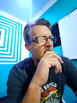 Snapshot of itsmeyes69 chatting on 18, 1, 2025 itsmeyes69 online show from 18, 1, 2025