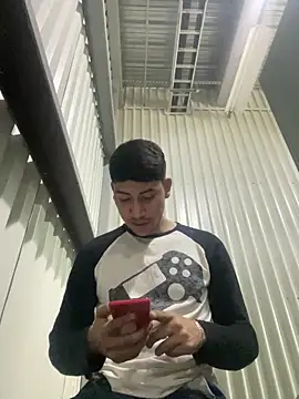 emmarod18 online show from 14, 2, 2026