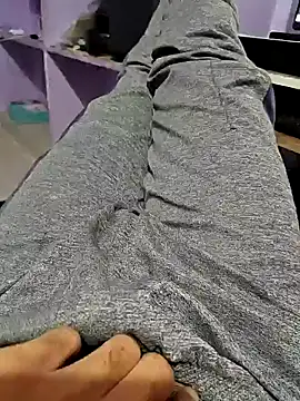 braveman999 online show from 8, 1, 2025