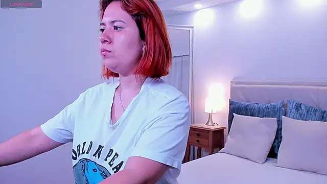 zoes milee online show from 29, 1, 2025