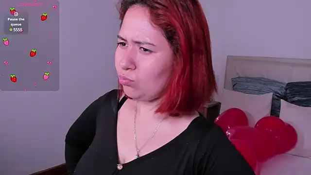 zoes milee online show from 14, 2, 2025