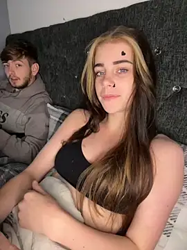 VioletxBlue online show from 15, 10, 2025