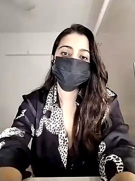 Priyanka998 online show from 3, 2, 2025