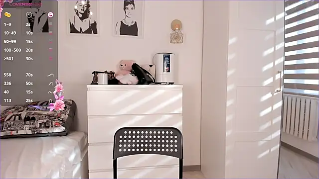 Snapshot of mirann chatting on 8, 2, 2025 mirann online show from 8, 2, 2025