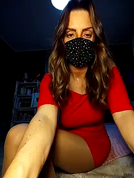 Akemi rossi online show from 18, 4, 2026