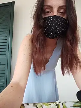 Akemi rossi online show from 2, 6, 2026