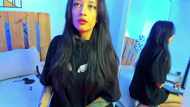 coral jonesss online show from 7, 7, 2026