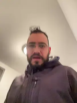 Snapshot of leonardohot1987 chatting on 13, 1, 2025 leonardohot1987 online show from 13, 1, 2025