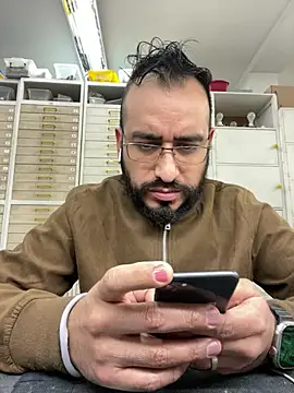 Snapshot of leonardohot1987 chatting on 16, 1, 2025 leonardohot1987 online show from 16, 1, 2025