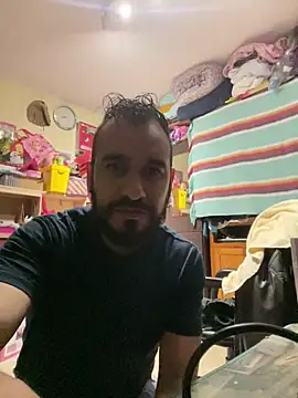 Snapshot of leonardohot1987 chatting on 24, 1, 2025 leonardohot1987 online show from 24, 1, 2025