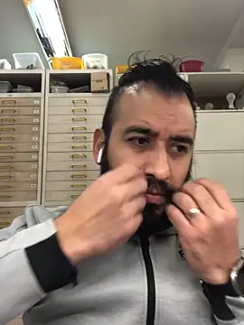 Snapshot of leonardohot1987 chatting on 30, 1, 2025 leonardohot1987 online show from 30, 1, 2025