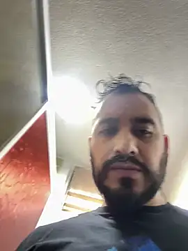 Snapshot of leonardohot1987 chatting on 12, 3, 2025 leonardohot1987 online show from 12, 3, 2025