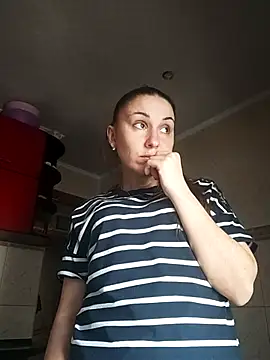 Snapshot of Yuliia30 chatting on 10, 2, 2026 Yuliia30 online show from 10, 2, 2026